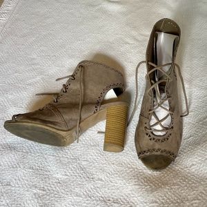 Open toe Booties